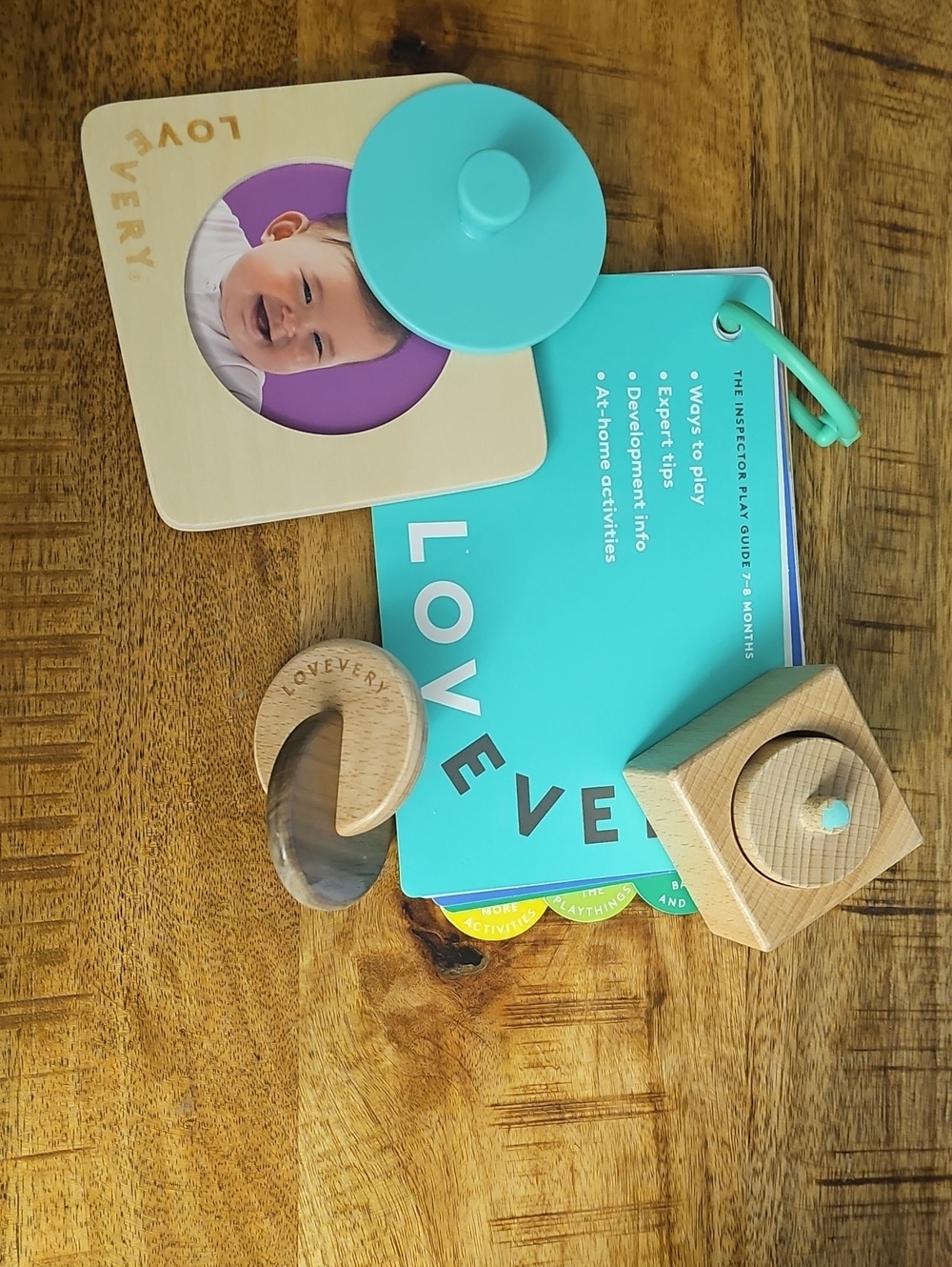 Lovevery Montessori Toy & Book Bundle Interlocking Discs Pincer Inspector Guide
